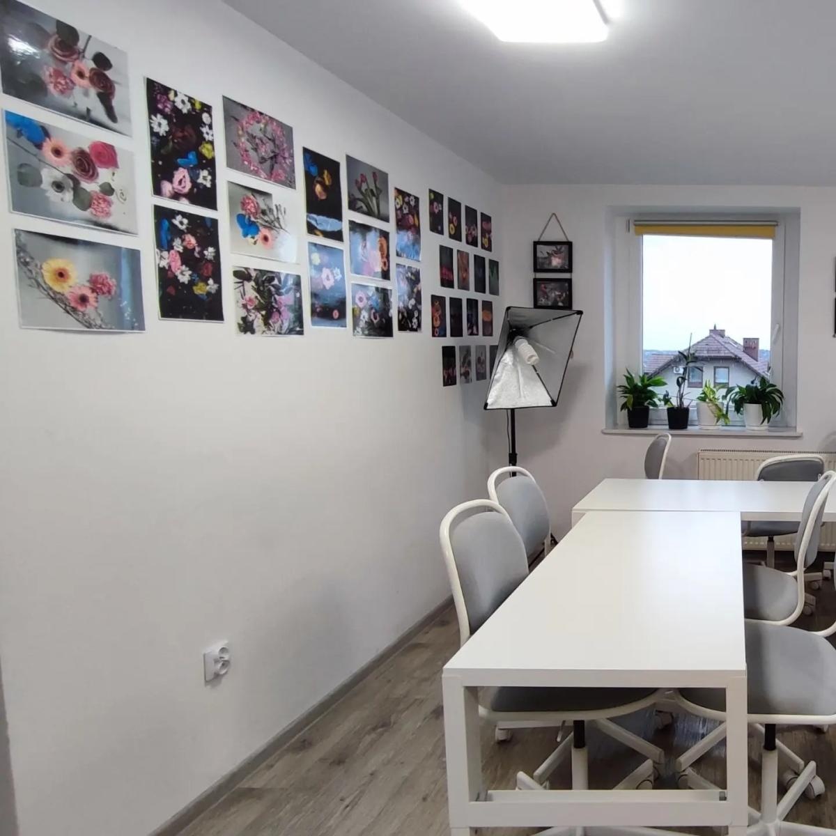 Zdjęcie w galerii na portalu naszwodzislaw.com: Wodzisławska Dwójka ma wyjątkową pracownię wiadomości z regionu