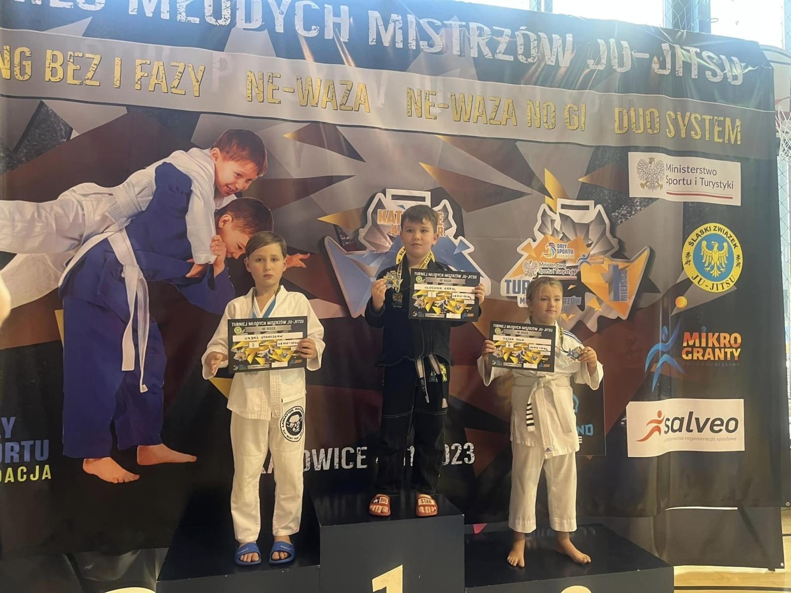 Zdjęcie w galerii na portalu naszwodzislaw.com: Udany weekend zawodników Akademii Sportowej Top Team wiadomości z regionu