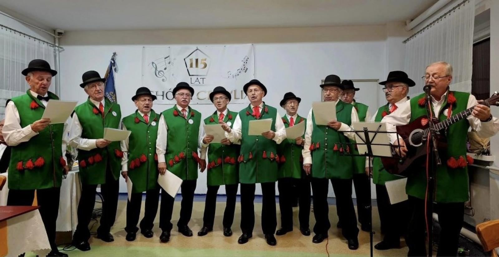 Zdjęcie w galerii na portalu naszwodzislaw.com: Chór Cecylia świętuje 115 lat działalności wiadomości z regionu