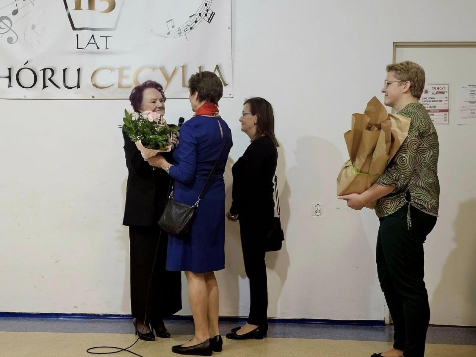 Zdjęcie w galerii na portalu naszwodzislaw.com: Chór Cecylia świętuje 115 lat działalności wiadomości z regionu