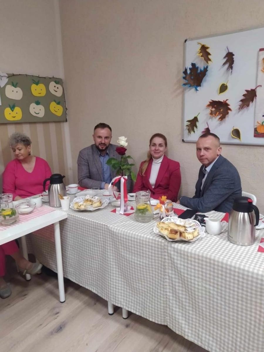 Zdjęcie w galerii na portalu naszwodzislaw.com: Coroczny dzień otwarty w świetlicy Sami Swoi wiadomości z regionu