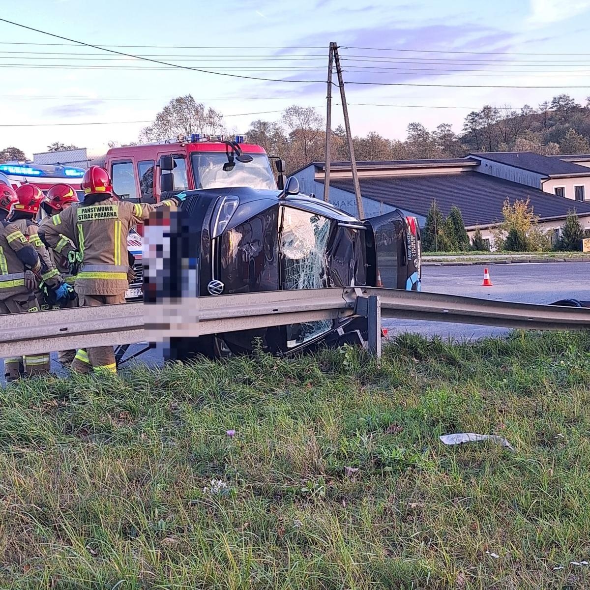 Zdjęcie w galerii na portalu naszwodzislaw.com: Kolejny wypadek na feralnym skrzyżowaniu w Syryni wiadomości z regionu