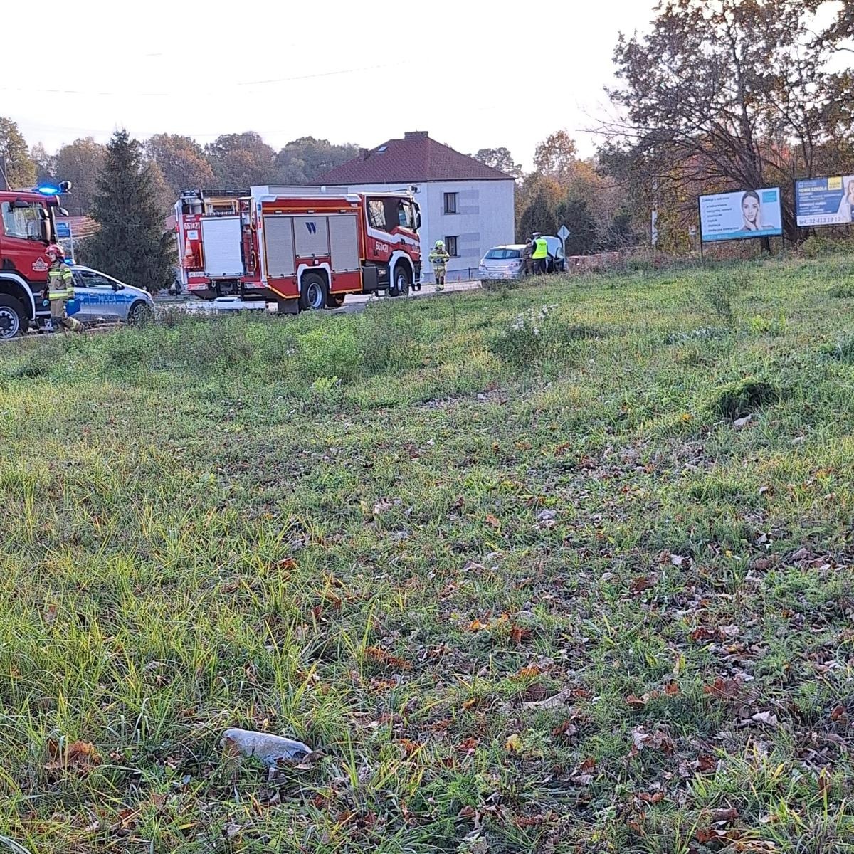 Zdjęcie w galerii na portalu naszwodzislaw.com: Kolejny wypadek na feralnym skrzyżowaniu w Syryni wiadomości z regionu