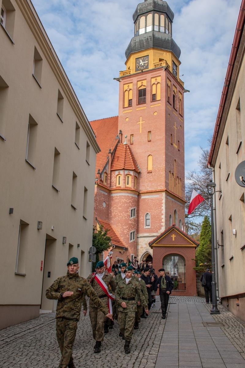 Zdjęcie w galerii na portalu naszwodzislaw.com: Obchody 11 listopada w Wodzisławiu Śląskim [FOTO] wiadomości z regionu