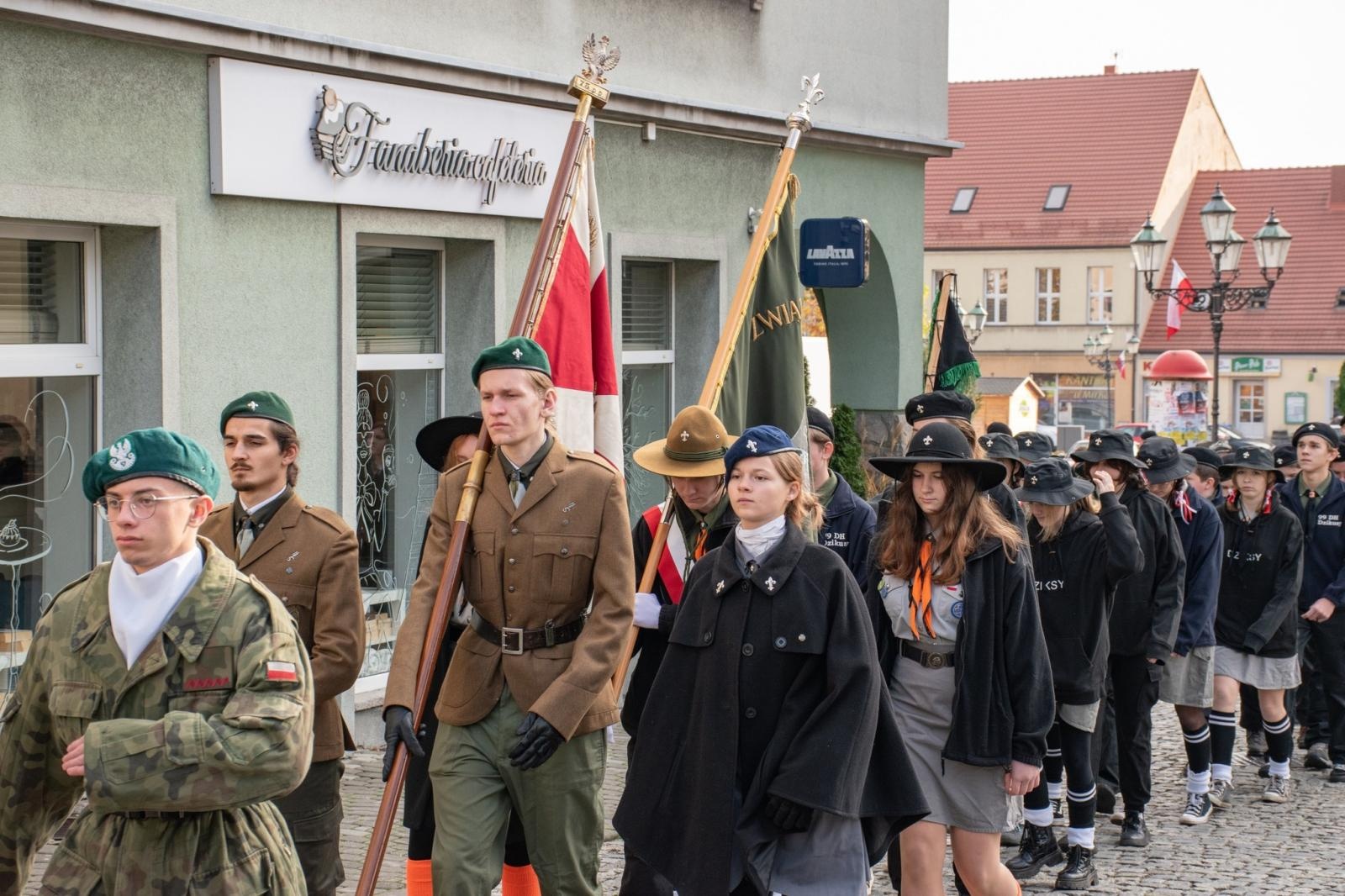 Zdjęcie w galerii na portalu naszwodzislaw.com: Obchody 11 listopada w Wodzisławiu Śląskim [FOTO] wiadomości z regionu