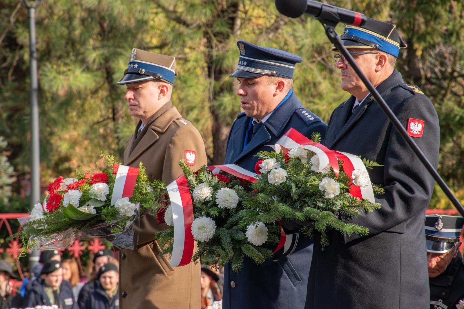 Zdjęcie w galerii na portalu naszwodzislaw.com: Obchody 11 listopada w Wodzisławiu Śląskim [FOTO] wiadomości z regionu