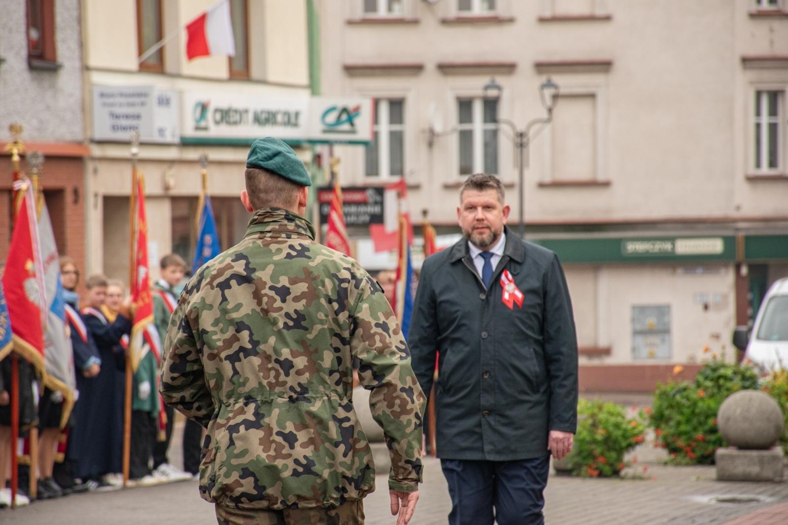 Zdjęcie w galerii na portalu naszwodzislaw.com: Obchody 11 listopada w Wodzisławiu Śląskim [FOTO] wiadomości z regionu