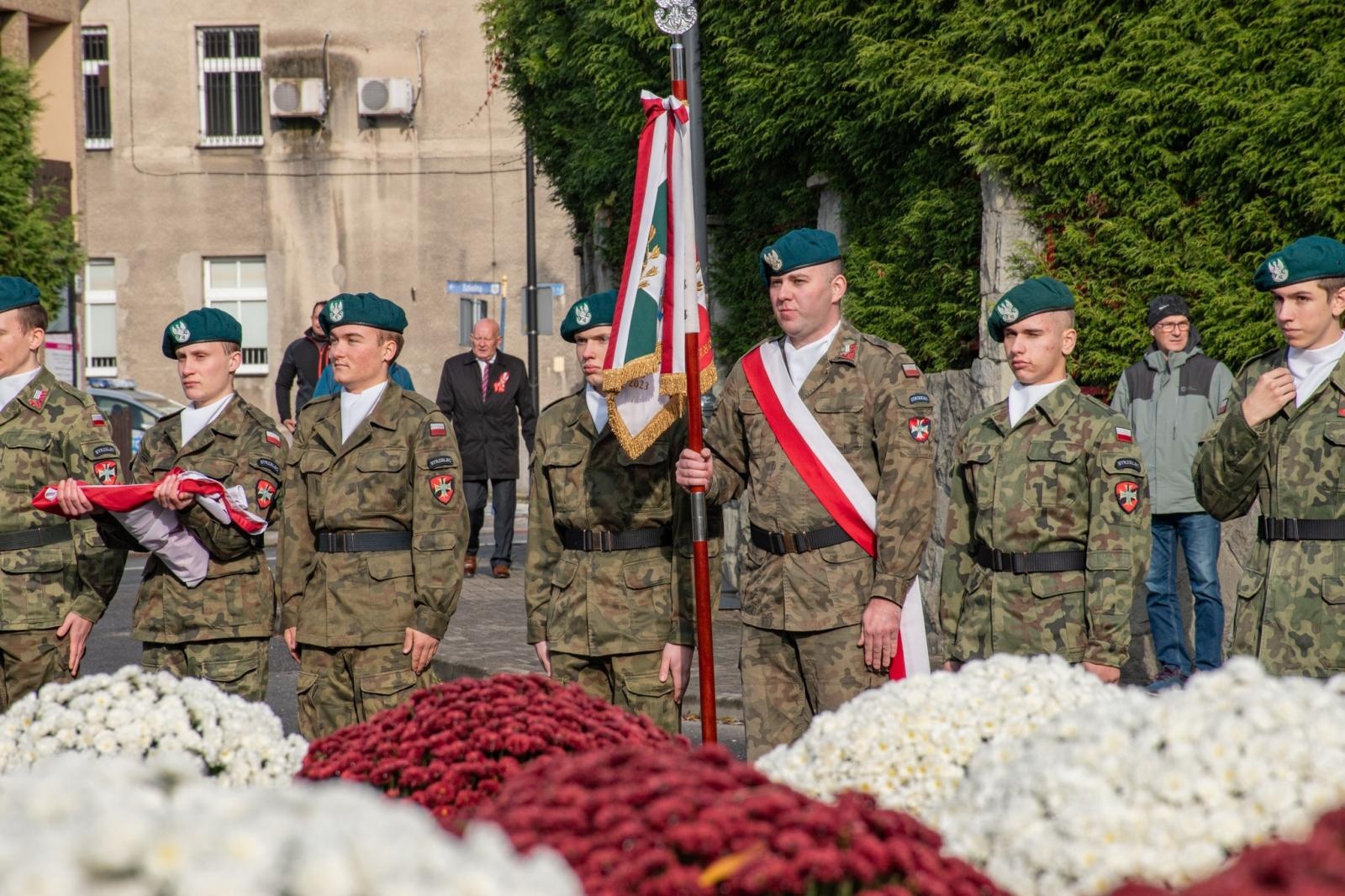 Zdjęcie w galerii na portalu naszwodzislaw.com: Obchody 11 listopada w Wodzisławiu Śląskim [FOTO] wiadomości z regionu