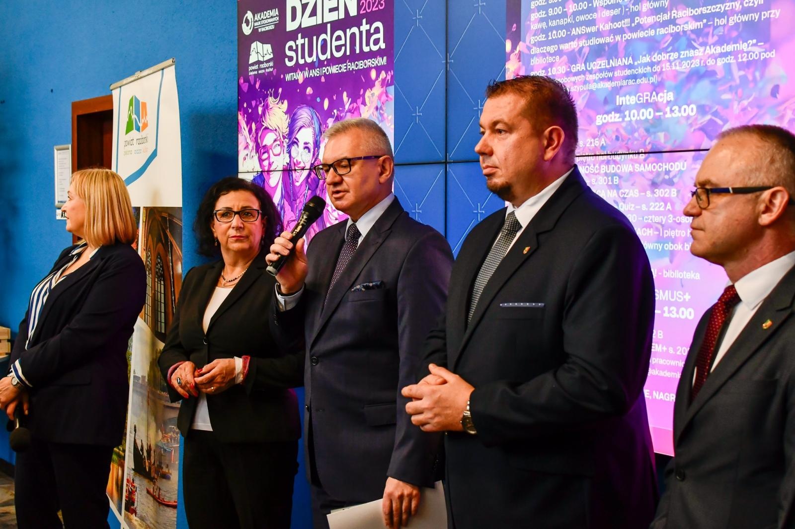 Zdjęcie w galerii na portalu naszwodzislaw.com: Międzynarodowy Dzień Studenta w raciborskiej ANS wiadomości z regionu