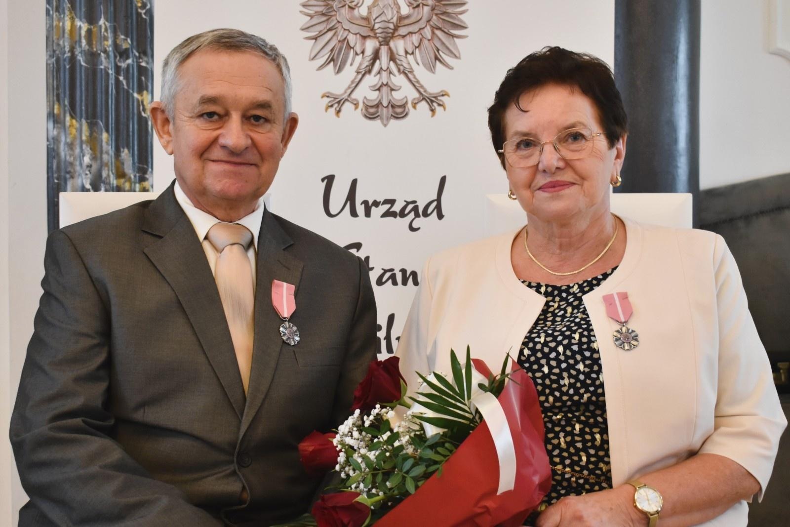 Zdjęcie w galerii na portalu naszwodzislaw.com: Gmina Godów. Małżeńscy jubilaci uhonorowani [FOTO] wiadomości z regionu