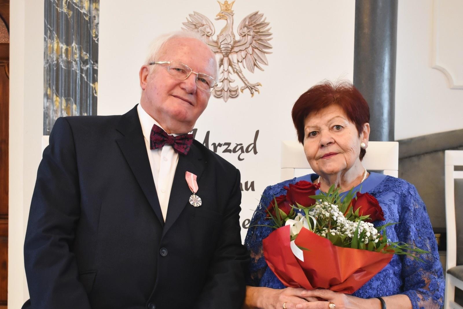 Zdjęcie w galerii na portalu naszwodzislaw.com: Gmina Godów. Małżeńscy jubilaci uhonorowani [FOTO] wiadomości z regionu