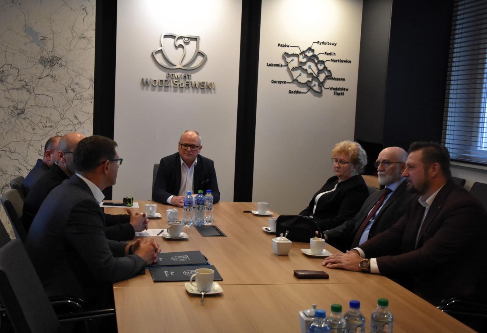 Zdjęcie w galerii na portalu naszwodzislaw.com: Rymera w Radlinie do remontu. Jest umowa z wykonawcą wiadomości z regionu