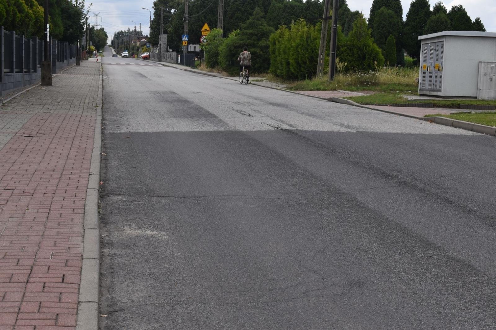 Zdjęcie w galerii na portalu naszwodzislaw.com: Ulicę Powstańców Śląskich w Syryni czeka modernizacja wiadomości z regionu