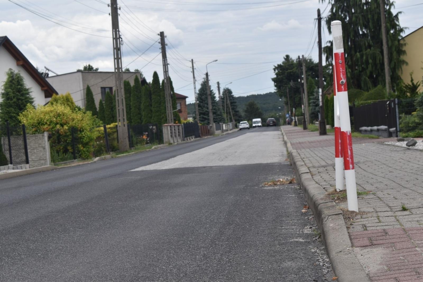 Zdjęcie w galerii na portalu naszwodzislaw.com: Ulicę Powstańców Śląskich w Syryni czeka modernizacja wiadomości z regionu