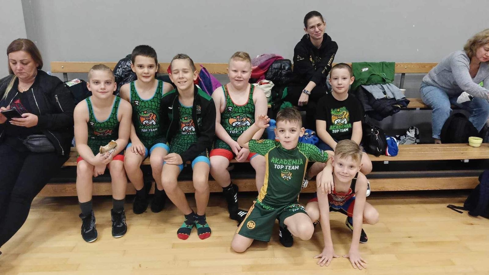 Zdjęcie w galerii na portalu naszwodzislaw.com: Udane mistrzostwa Śląska w zapasach dla Akademii Top Team wiadomości z regionu