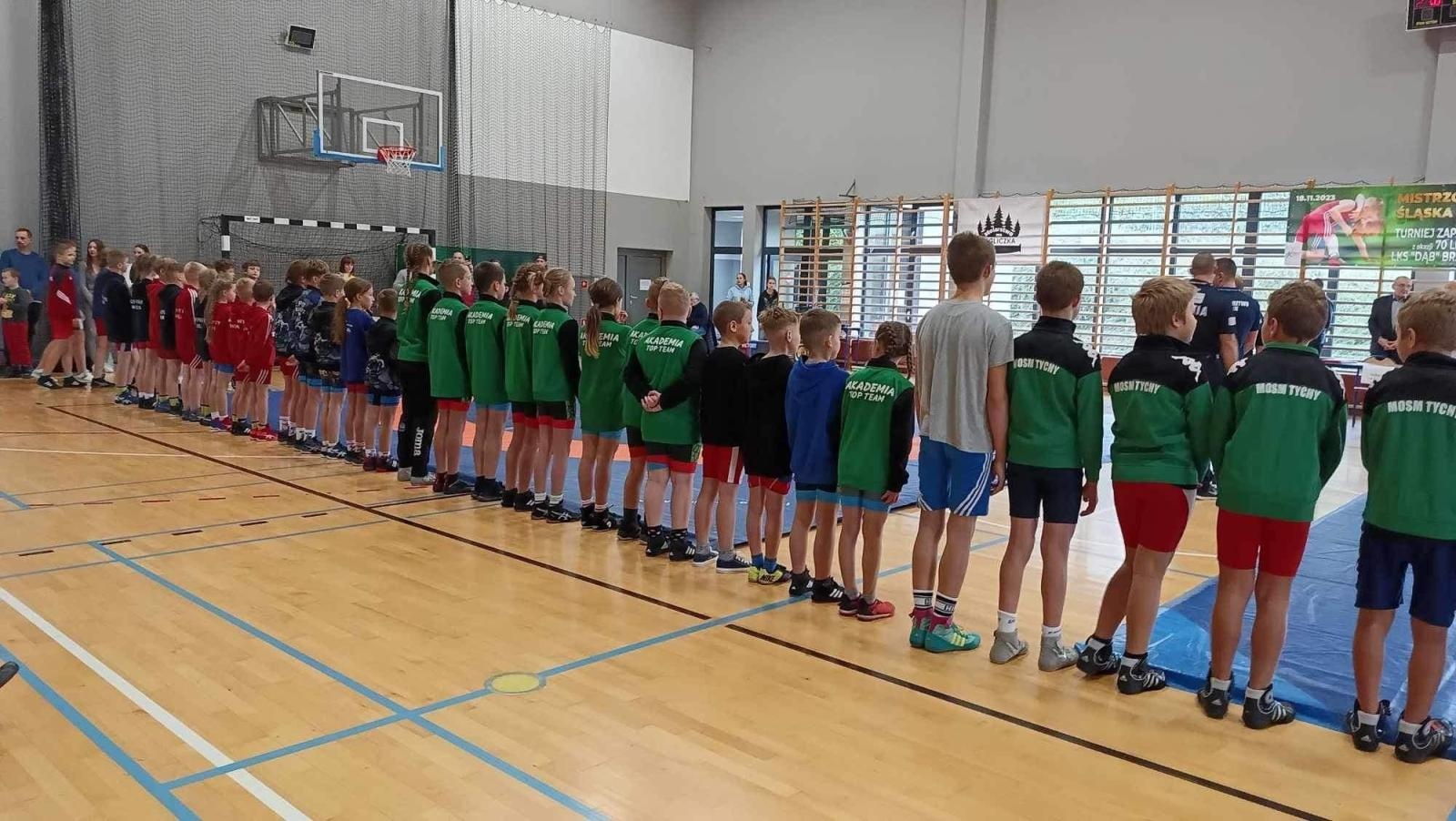 Zdjęcie w galerii na portalu naszwodzislaw.com: Udane mistrzostwa Śląska w zapasach dla Akademii Top Team wiadomości z regionu