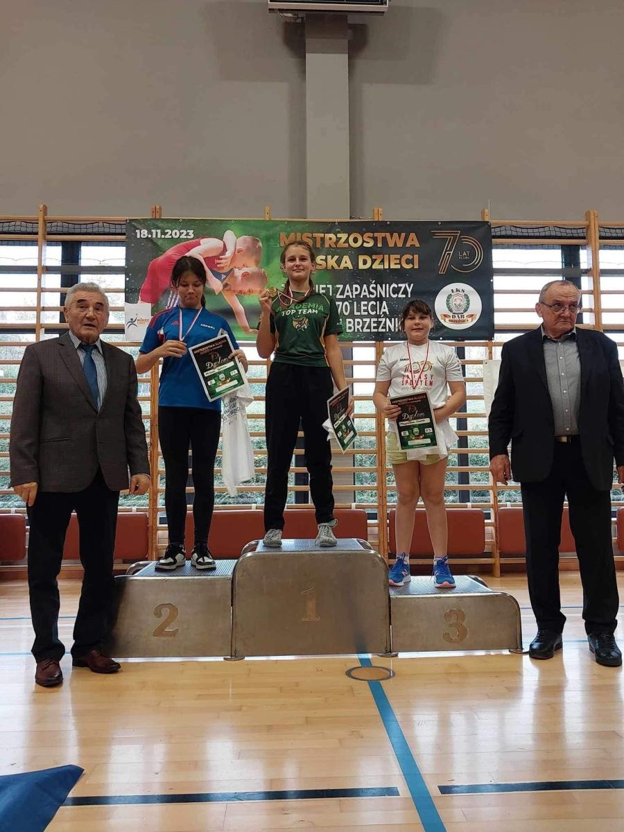 Zdjęcie w galerii na portalu naszwodzislaw.com: Udane mistrzostwa Śląska w zapasach dla Akademii Top Team wiadomości z regionu