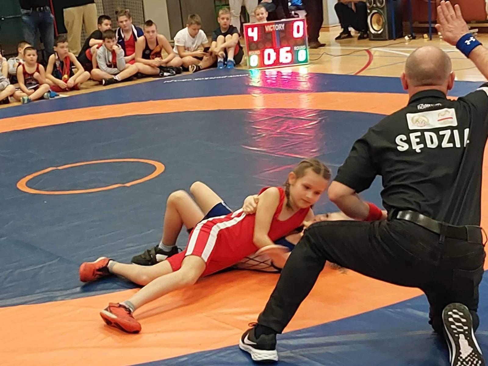 Zdjęcie w galerii na portalu naszwodzislaw.com: Udane mistrzostwa Śląska w zapasach dla Akademii Top Team wiadomości z regionu