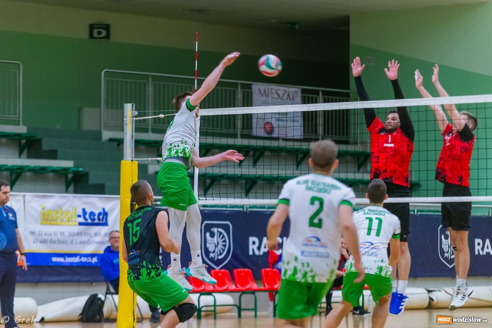 Zdjęcie w galerii na portalu naszwodzislaw.com: Siatkówka. Górnik Radlin bez punktów w Raciborzu [FOTO i WIDEO] wiadomości z regionu