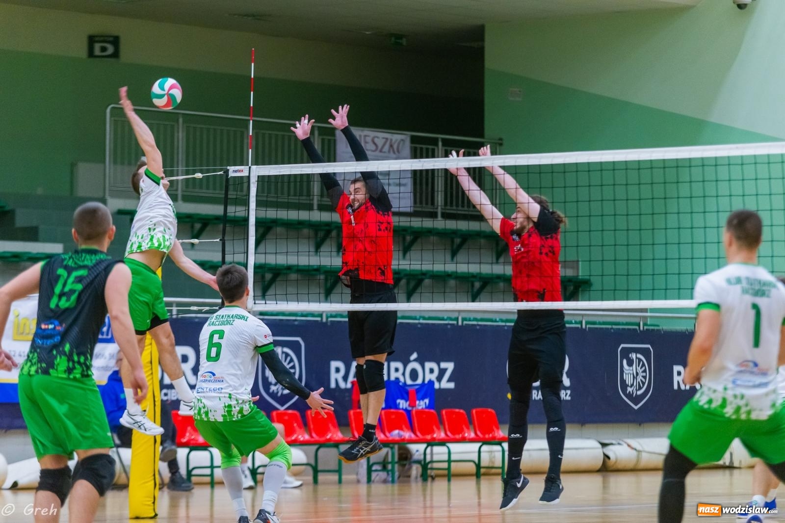 Zdjęcie w galerii na portalu naszwodzislaw.com: Siatkówka. Górnik Radlin bez punktów w Raciborzu [FOTO i WIDEO] wiadomości z regionu