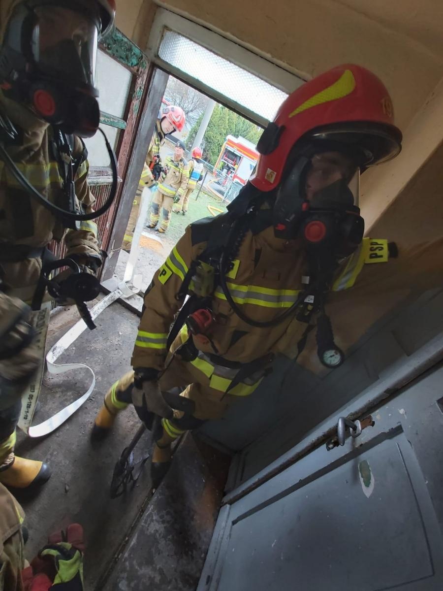 Zdjęcie w galerii na portalu naszwodzislaw.com: Nowy strażacki sprzęt sprawdzony w akcji wiadomości z regionu