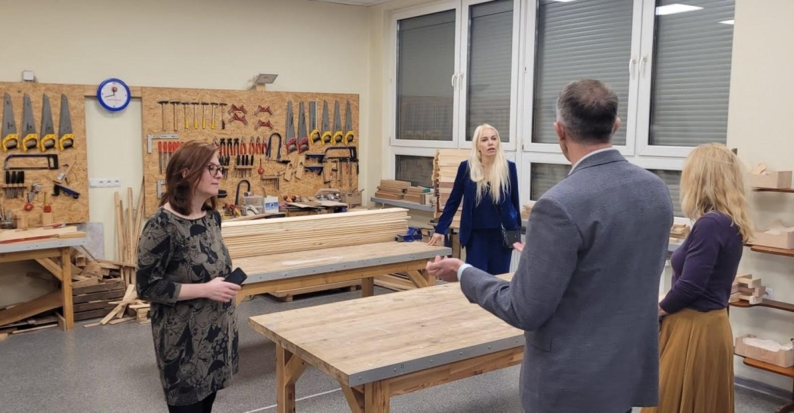 Zdjęcie w galerii na portalu naszwodzislaw.com: Profesor Marlena Plebańska szkoliła wodzisławskich nauczycieli wiadomości z regionu