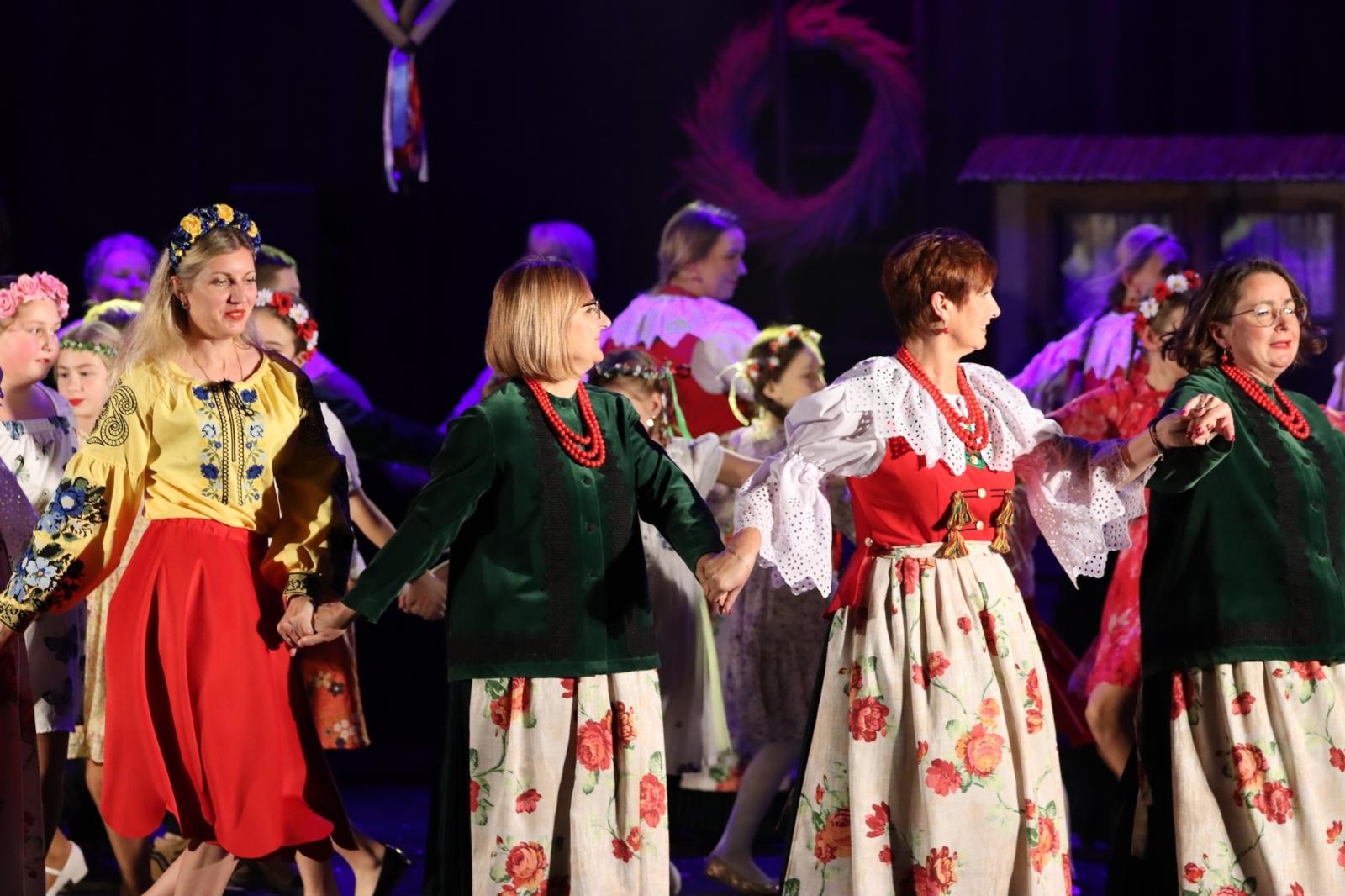 Zdjęcie w galerii na portalu naszwodzislaw.com: IX Kokoszycka Jesień Artystyczna za nami [FOTO] wiadomości z regionu