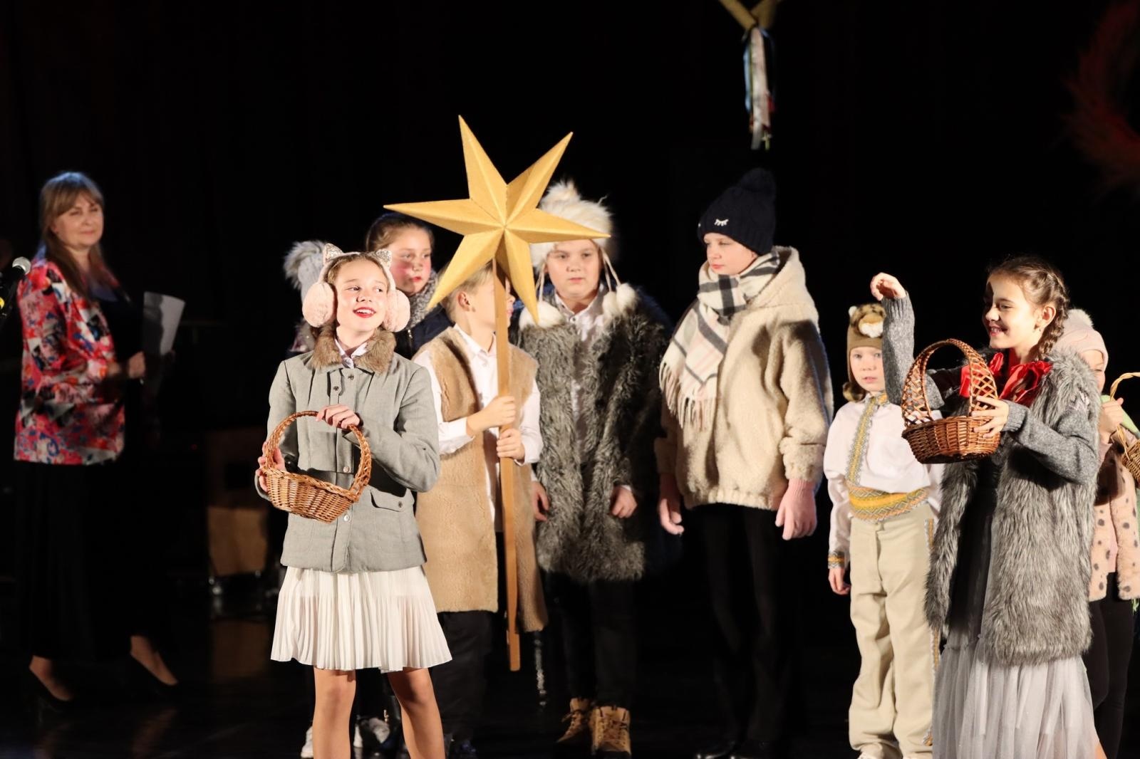 Zdjęcie w galerii na portalu naszwodzislaw.com: IX Kokoszycka Jesień Artystyczna za nami [FOTO] wiadomości z regionu