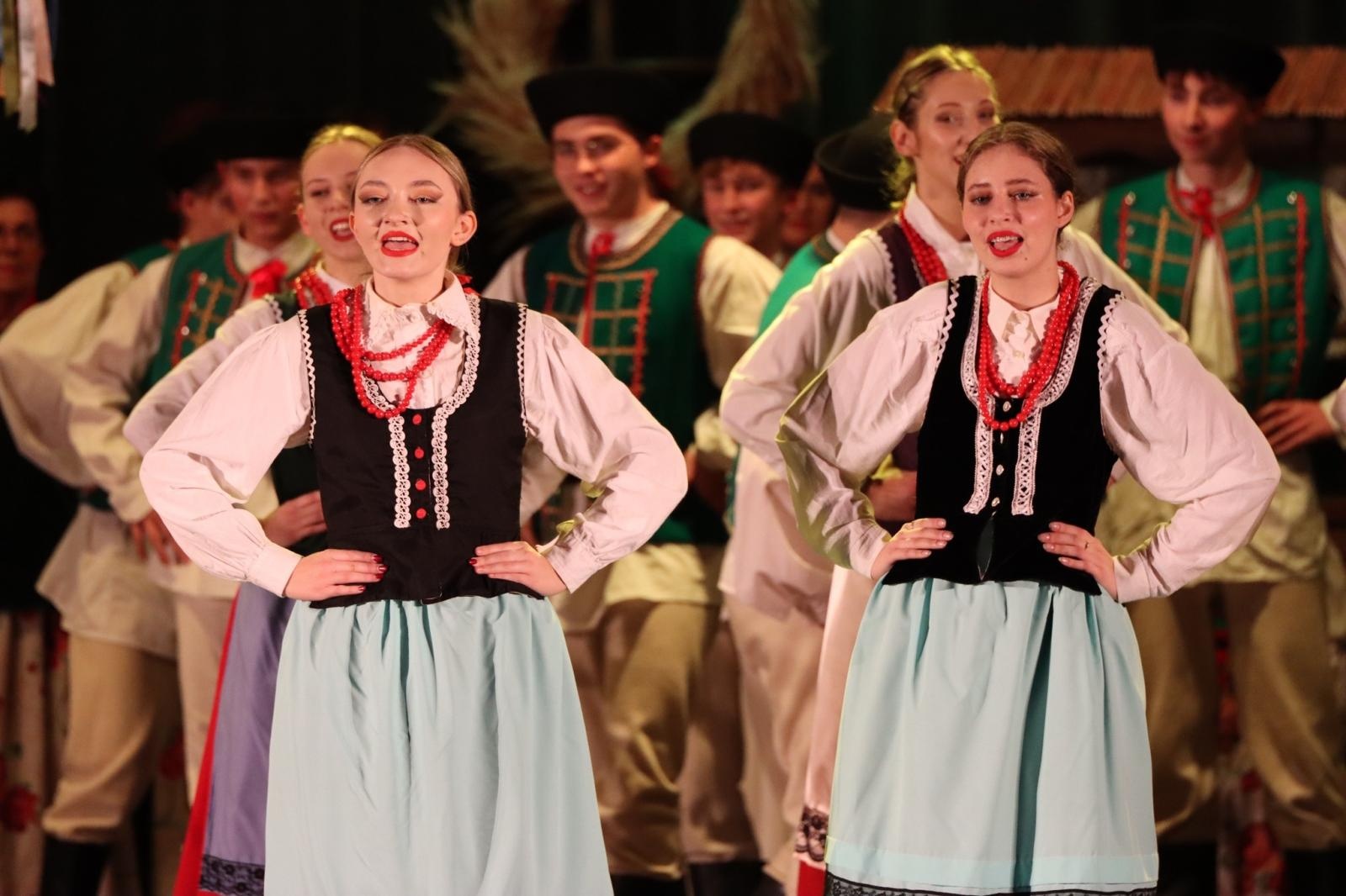 Zdjęcie w galerii na portalu naszwodzislaw.com: IX Kokoszycka Jesień Artystyczna za nami [FOTO] wiadomości z regionu