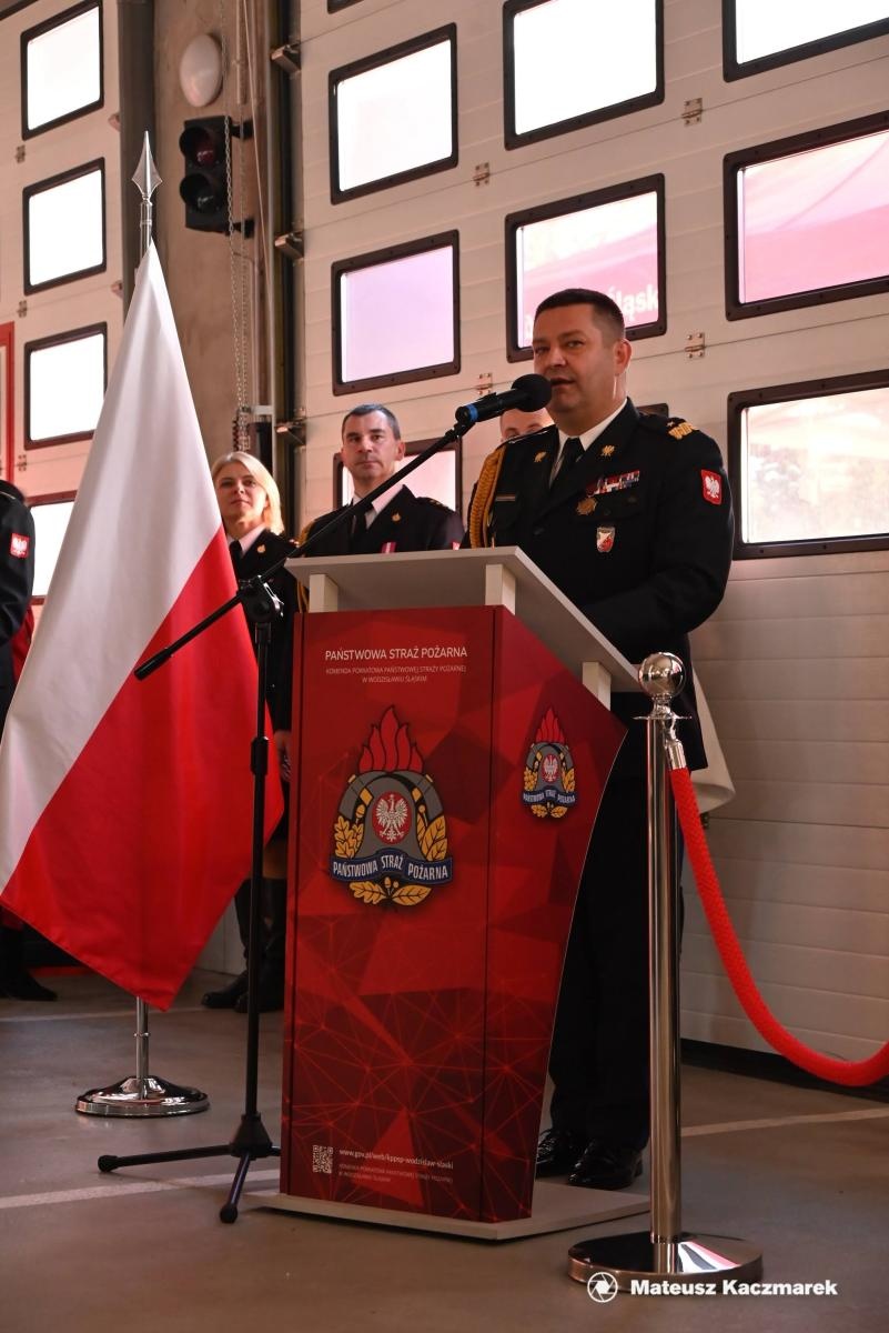 Zdjęcie w galerii na portalu naszwodzislaw.com: Obchody Narodowego Święta Niepodległości połączone z 70 rocznicą zawodowego pożarnictwa na ziemi wodzisławskiej wiadomości z regionu