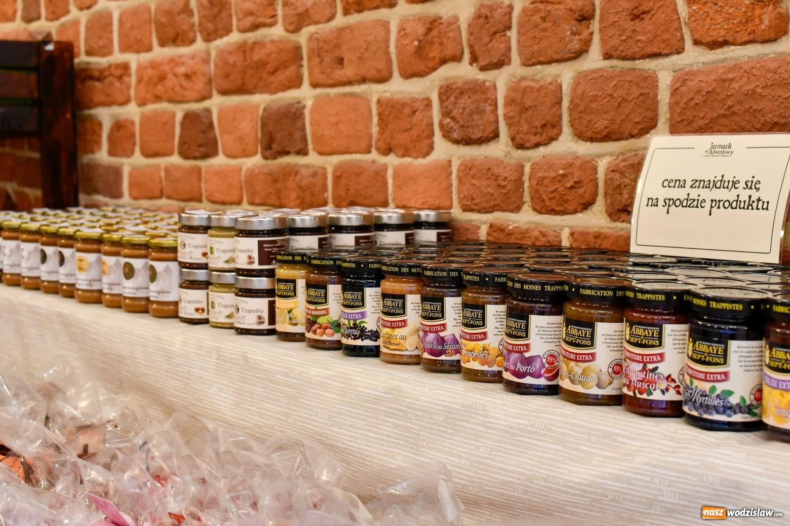 Zdjęcie w galerii na portalu naszwodzislaw.com: W Rudach ruszył największy jarmark w regionie wiadomości z regionu