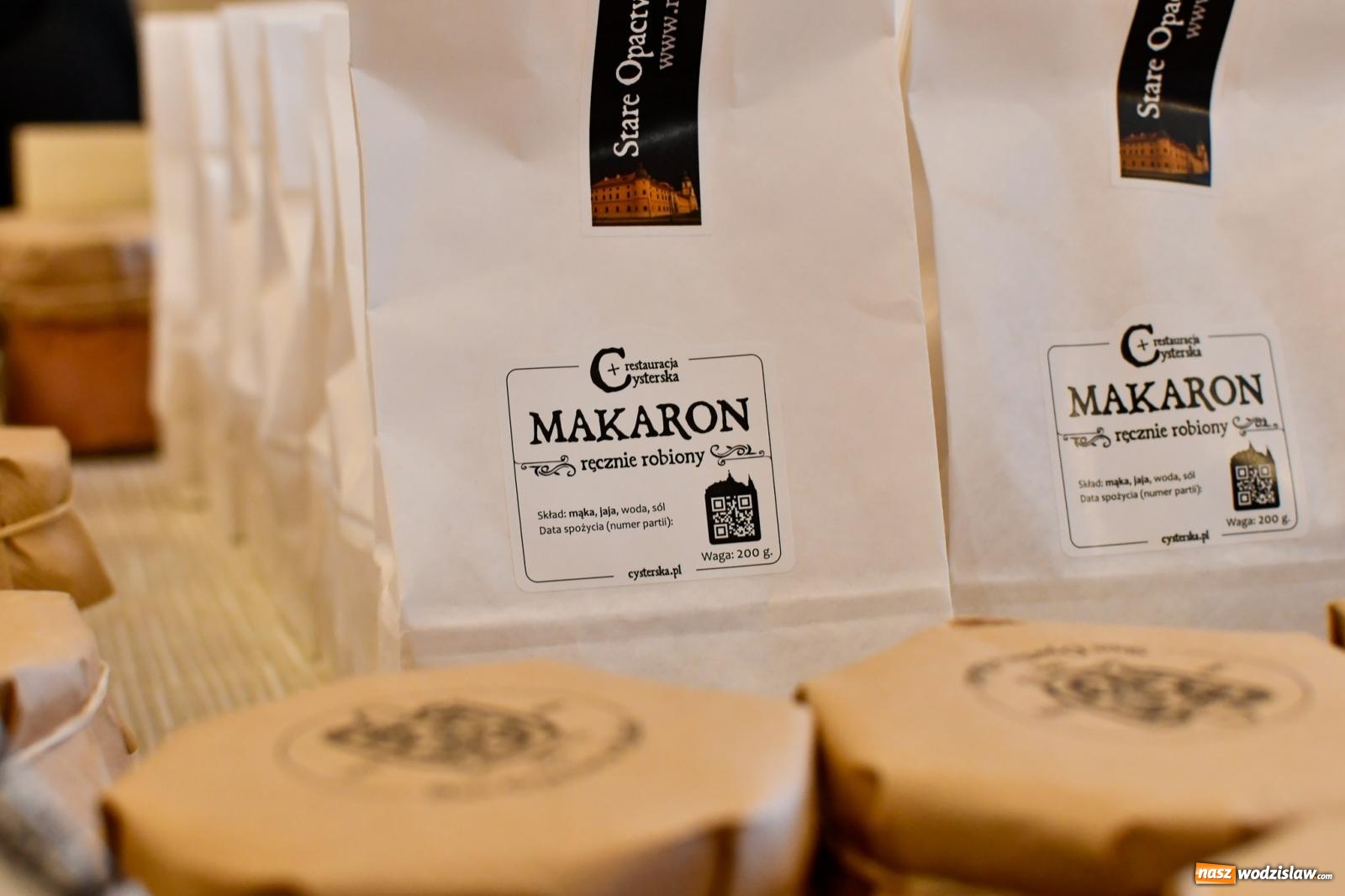 Zdjęcie w galerii na portalu naszwodzislaw.com: W Rudach ruszył największy jarmark w regionie wiadomości z regionu