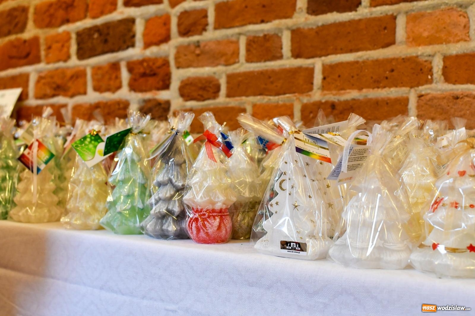 Zdjęcie w galerii na portalu naszwodzislaw.com: W Rudach ruszył największy jarmark w regionie wiadomości z regionu