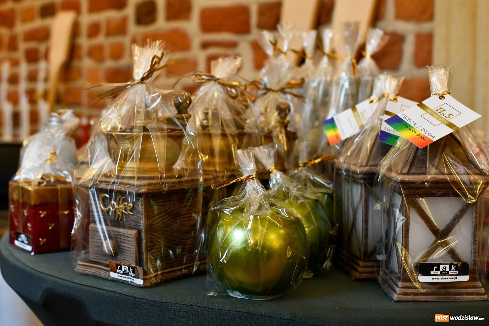 Zdjęcie w galerii na portalu naszwodzislaw.com: W Rudach ruszył największy jarmark w regionie wiadomości z regionu