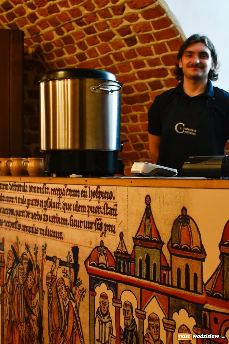 Zdjęcie w galerii na portalu naszwodzislaw.com: W Rudach ruszył największy jarmark w regionie wiadomości z regionu