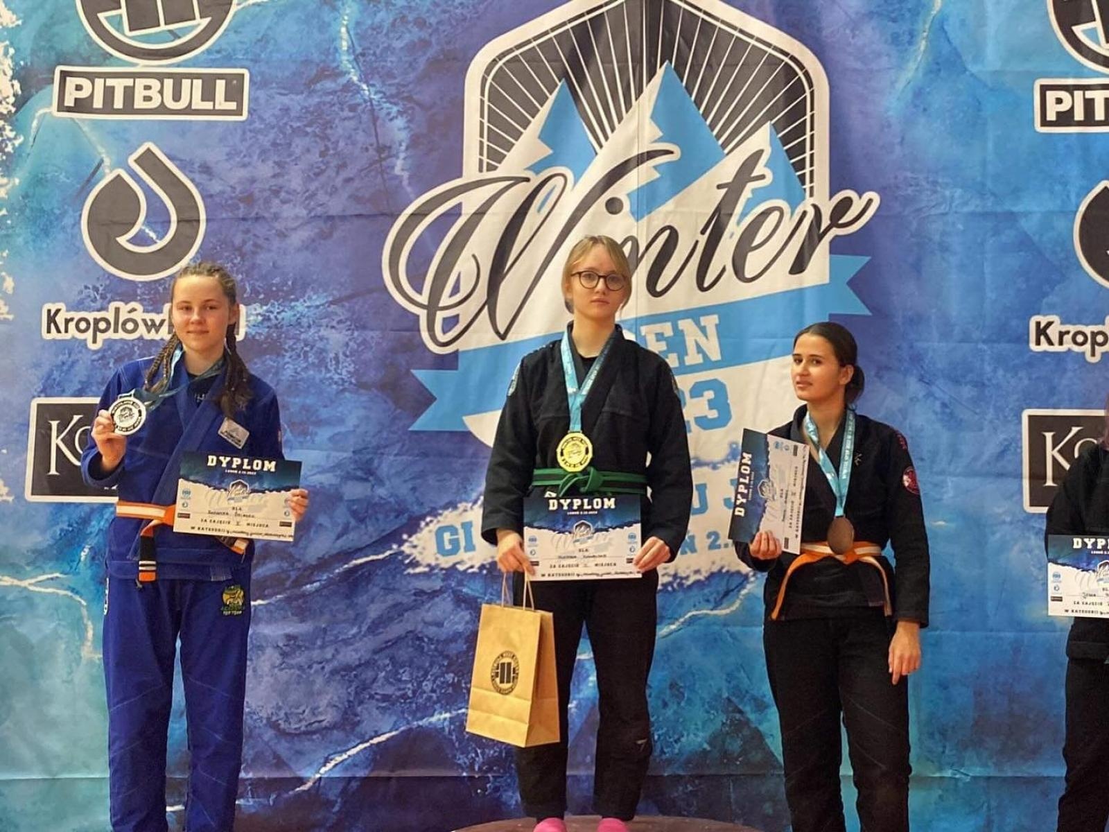 Zdjęcie w galerii na portalu naszwodzislaw.com: Winter Open 2023 w Poznaniu. Medale zawodniczek Akademii Top Team wiadomości z regionu