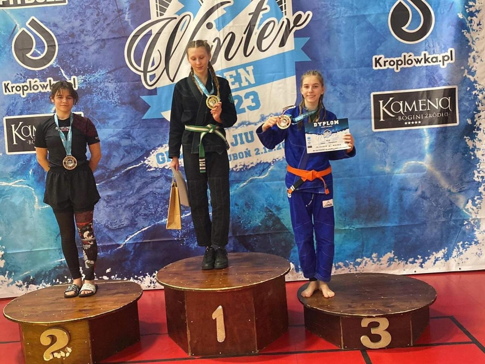 Zdjęcie w galerii na portalu naszwodzislaw.com: Winter Open 2023 w Poznaniu. Medale zawodniczek Akademii Top Team wiadomości z regionu