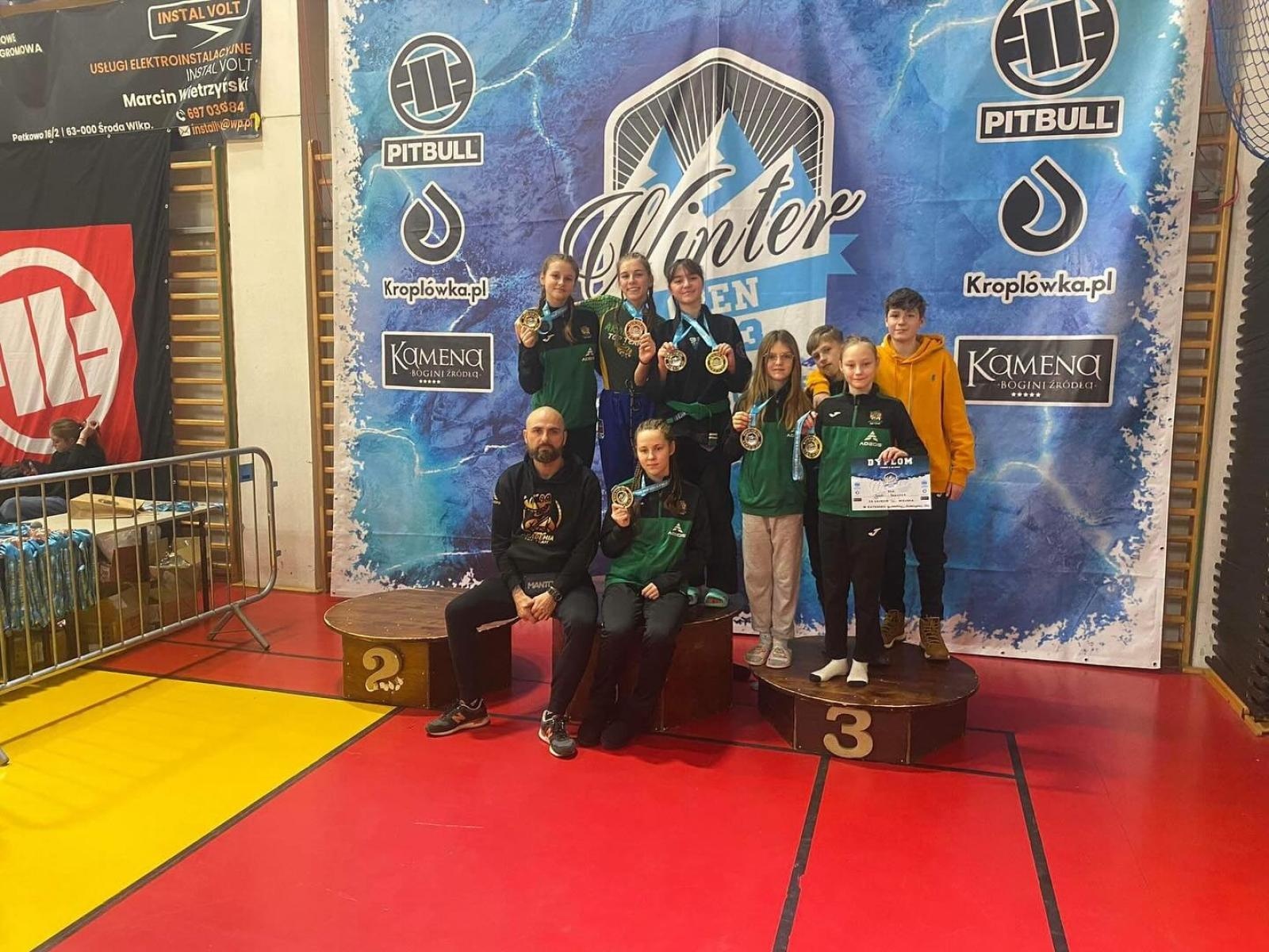 Zdjęcie w galerii na portalu naszwodzislaw.com: Winter Open 2023 w Poznaniu. Medale zawodniczek Akademii Top Team wiadomości z regionu