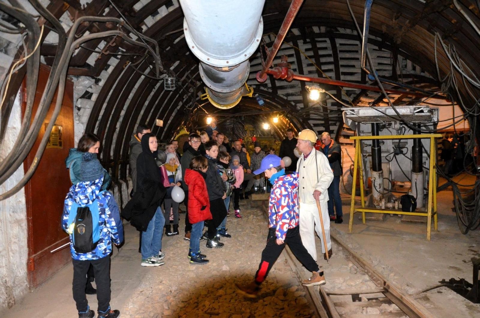 Zdjęcie w galerii na portalu naszwodzislaw.com: Za nami barbórkowe zwiedzanie sztolni [FOTO] wiadomości z regionu