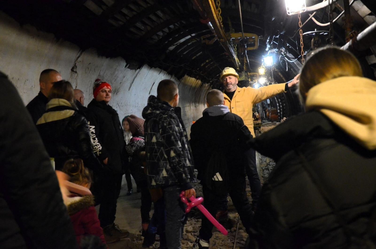 Zdjęcie w galerii na portalu naszwodzislaw.com: Za nami barbórkowe zwiedzanie sztolni [FOTO] wiadomości z regionu