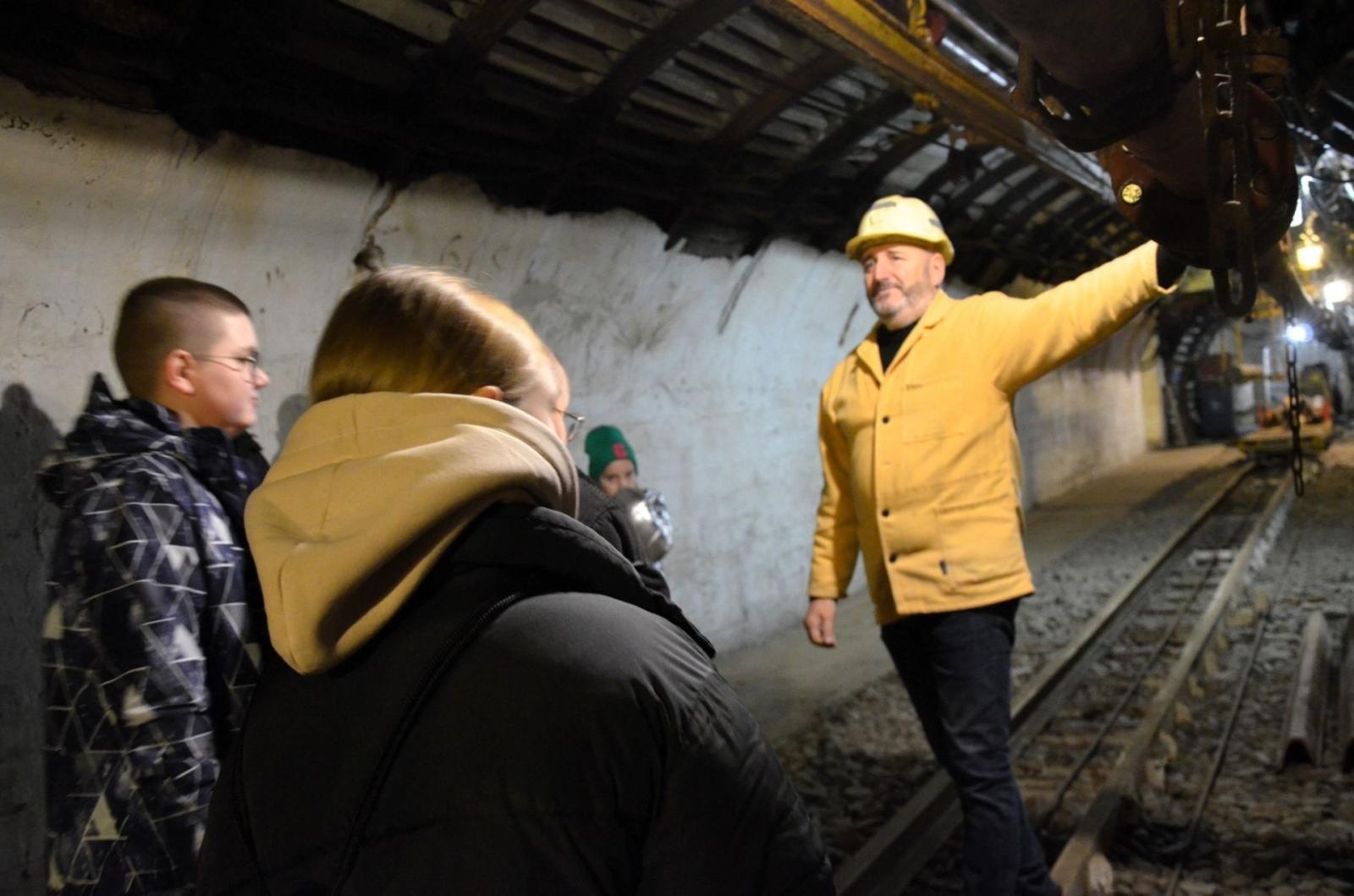 Zdjęcie w galerii na portalu naszwodzislaw.com: Za nami barbórkowe zwiedzanie sztolni [FOTO] wiadomości z regionu