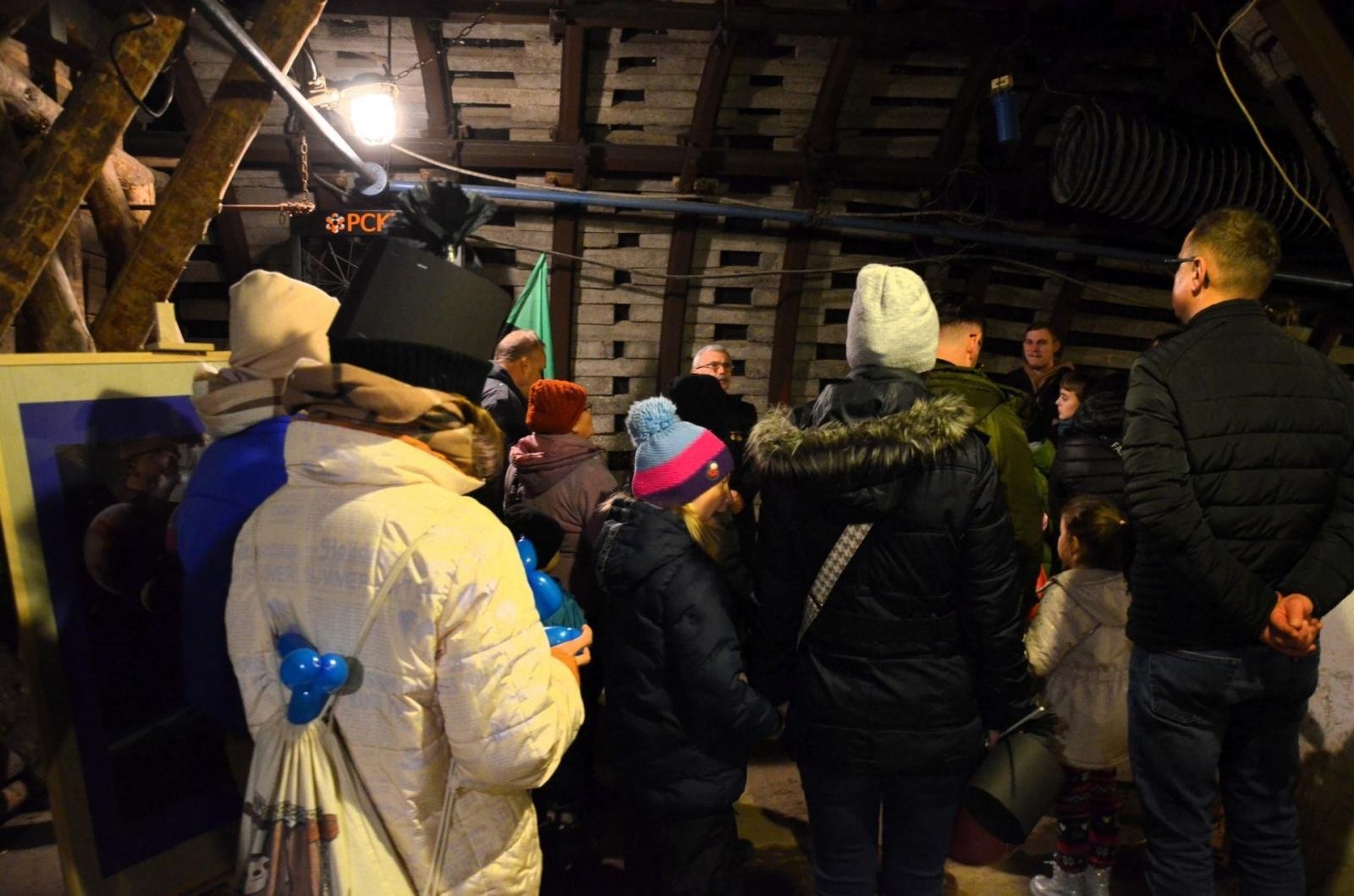 Zdjęcie w galerii na portalu naszwodzislaw.com: Za nami barbórkowe zwiedzanie sztolni [FOTO] wiadomości z regionu