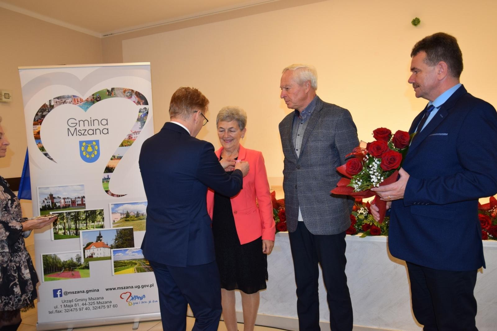 Zdjęcie w galerii na portalu naszwodzislaw.com: Małżeńskie jubileusze w Gminie Mszana [FOTO] wiadomości z regionu