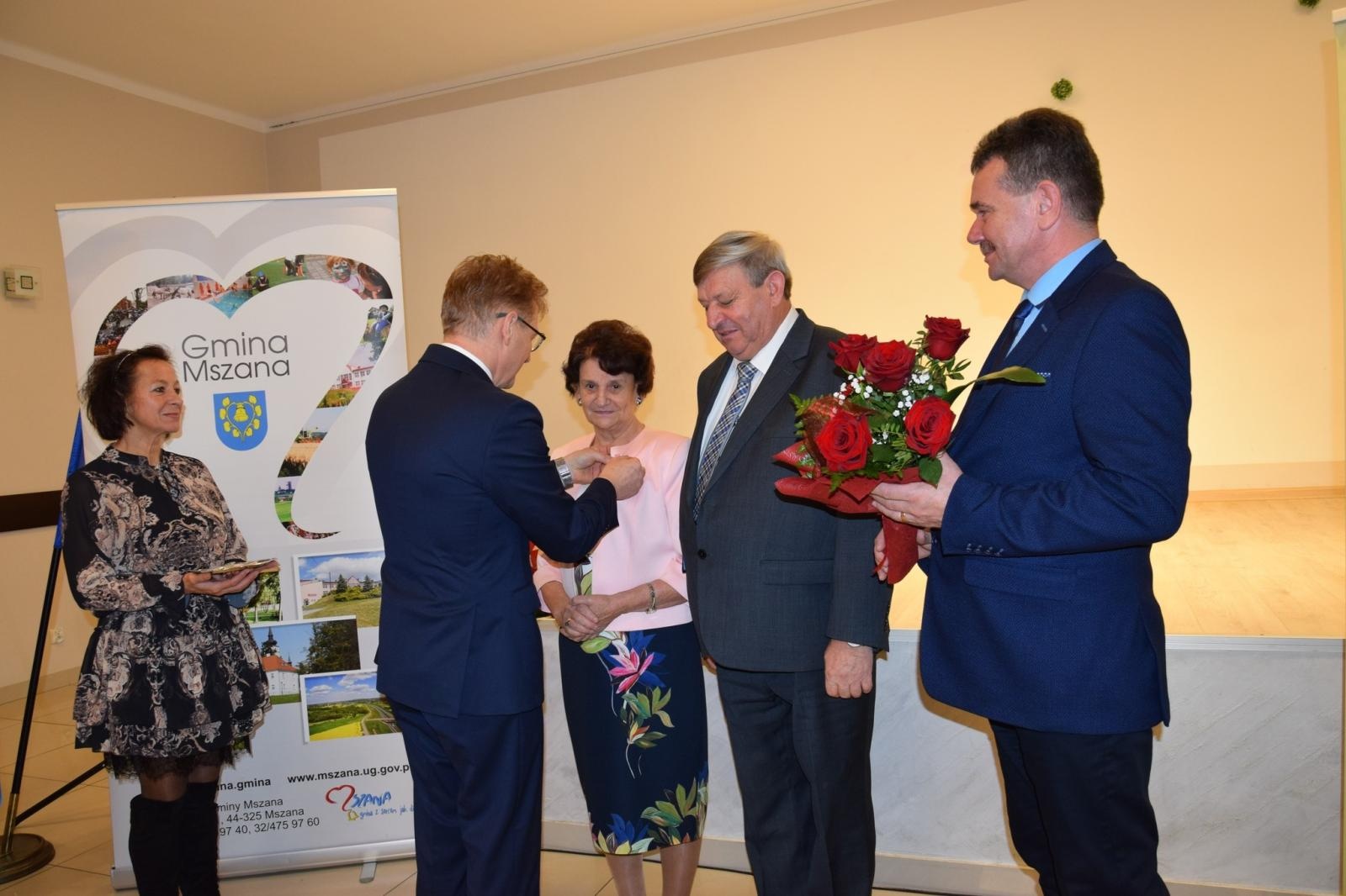 Zdjęcie w galerii na portalu naszwodzislaw.com: Małżeńskie jubileusze w Gminie Mszana [FOTO] wiadomości z regionu