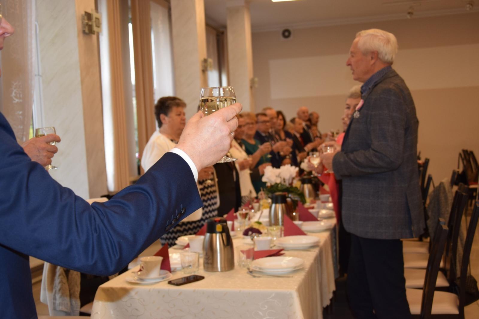 Zdjęcie w galerii na portalu naszwodzislaw.com: Małżeńskie jubileusze w Gminie Mszana [FOTO] wiadomości z regionu