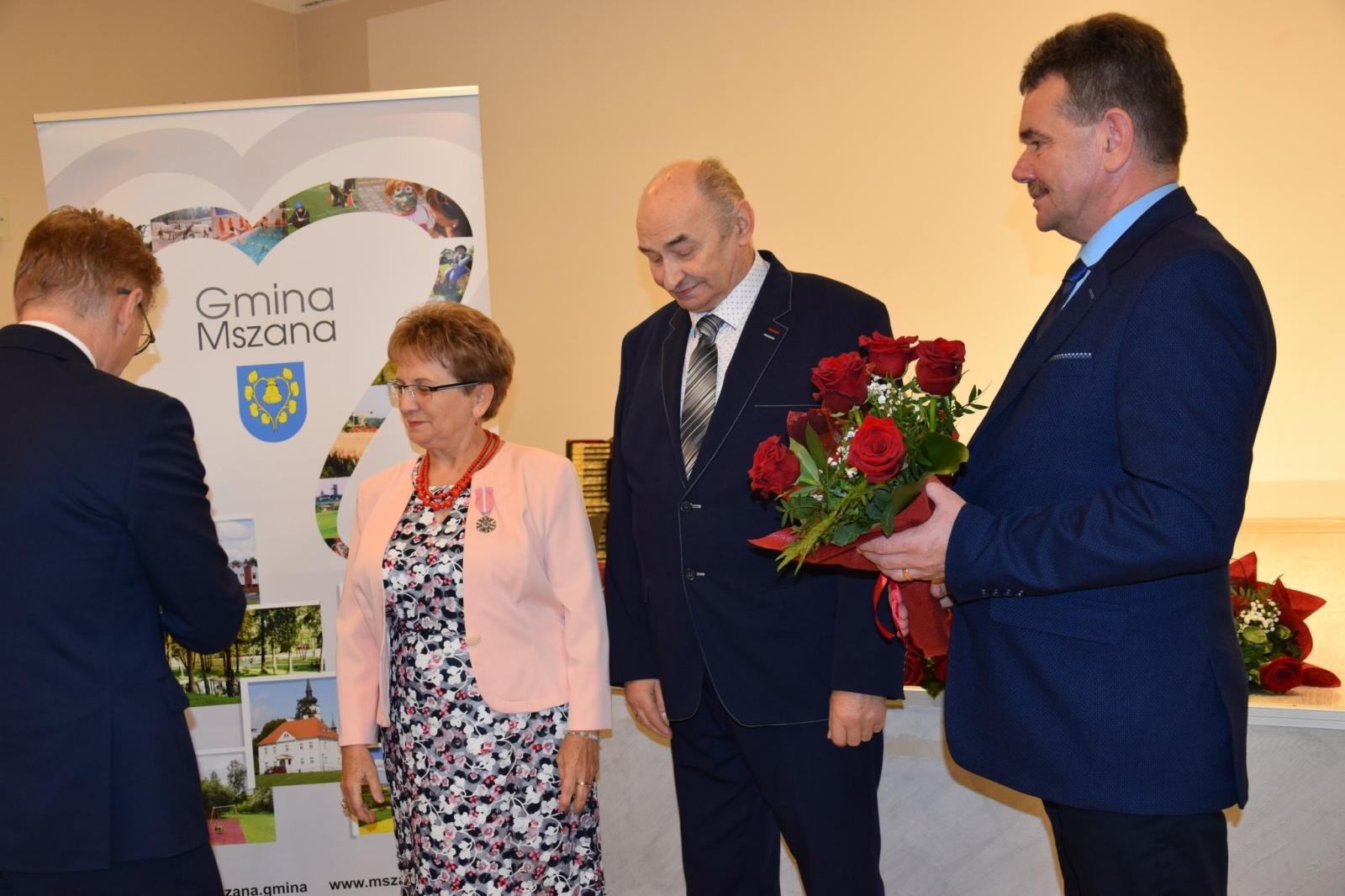 Zdjęcie w galerii na portalu naszwodzislaw.com: Małżeńskie jubileusze w Gminie Mszana [FOTO] wiadomości z regionu