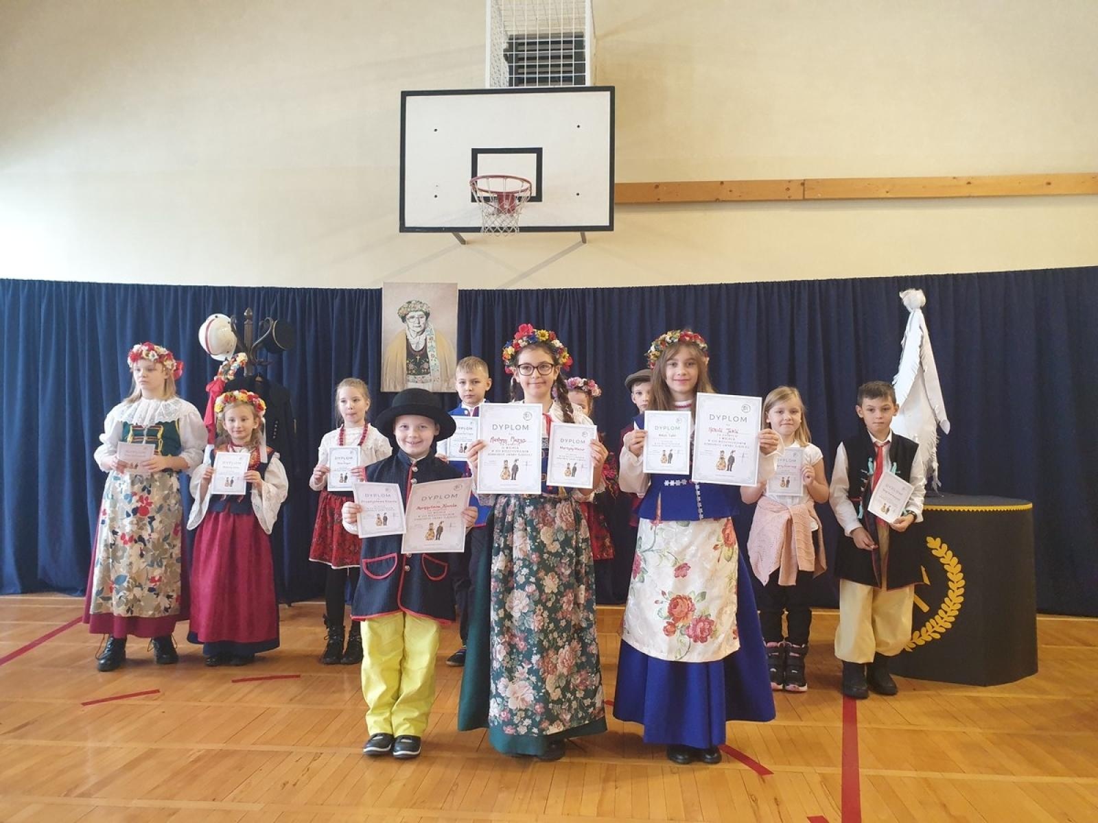 Zdjęcie w galerii na portalu naszwodzislaw.com: Konkurs Gwary Śląskiej w ZSP3 wiadomości z regionu