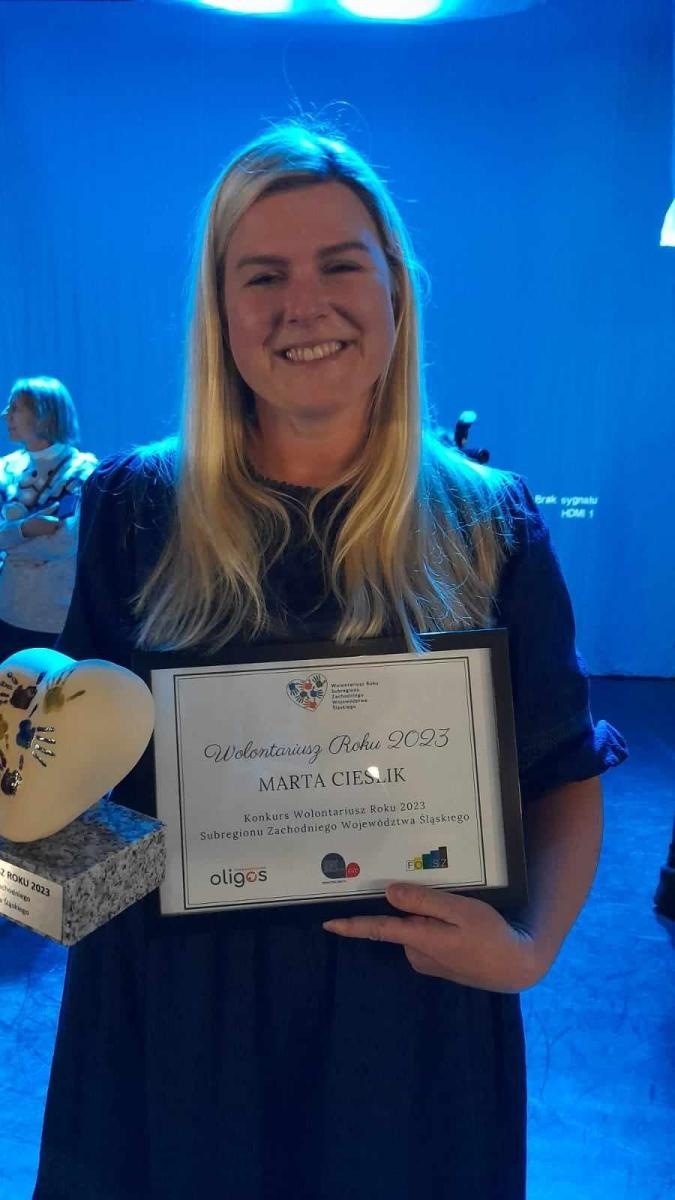 Zdjęcie w galerii na portalu naszwodzislaw.com: Mieszkanka Gminy Mszana wolontariuszem roku 2023 Subregionu Zachodniego  wiadomości z regionu