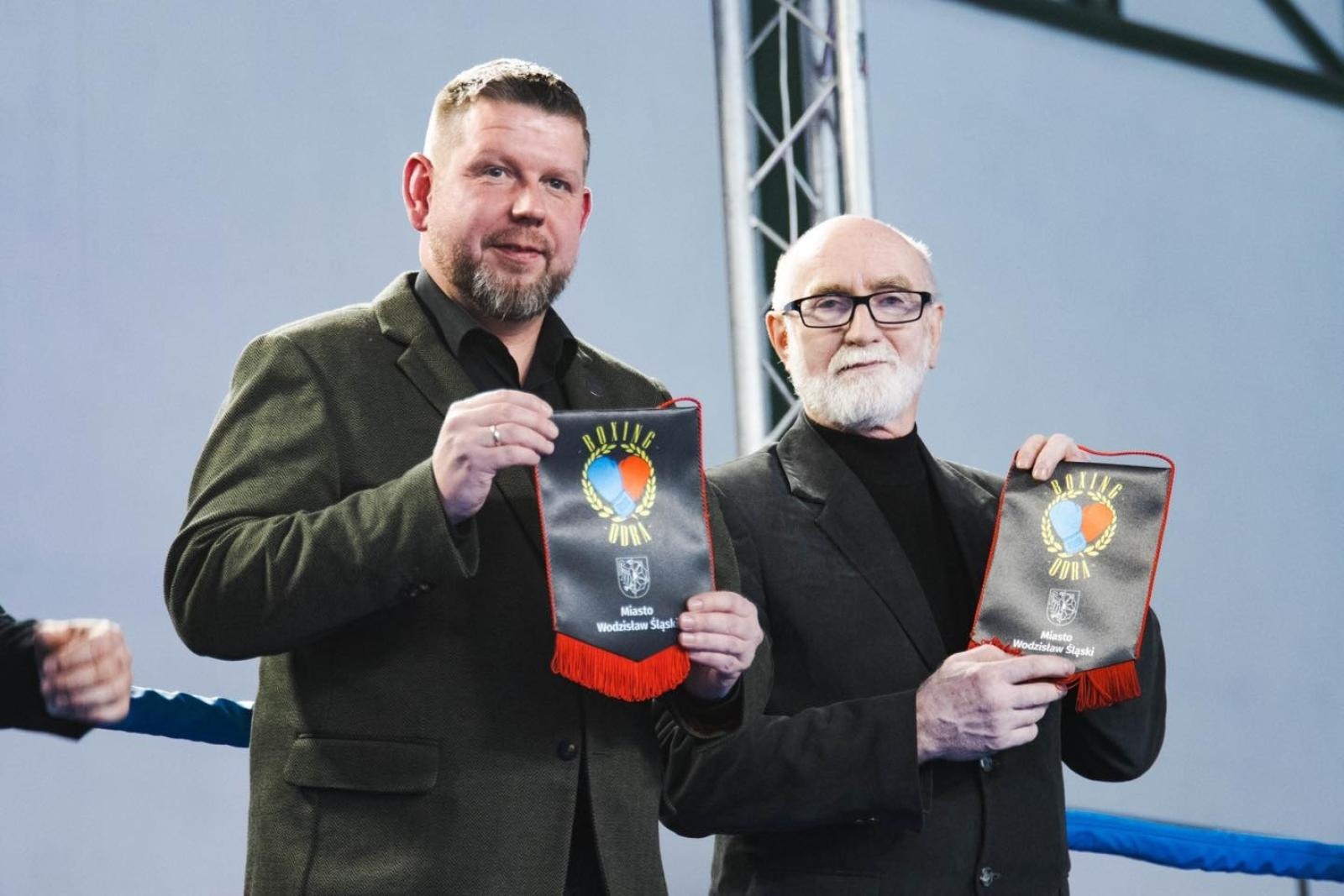 Zdjęcie w galerii na portalu naszwodzislaw.com: Zacięte walki podczas Boxing Day [FOTO] wiadomości z regionu