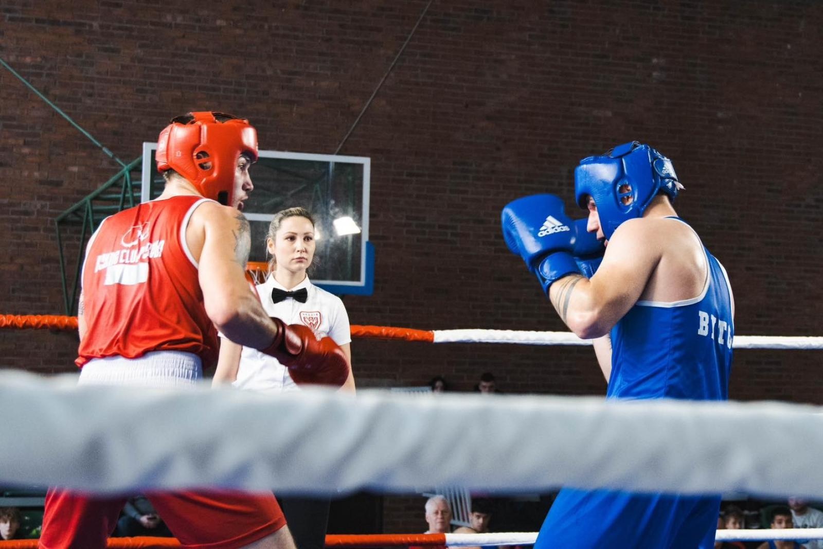 Zdjęcie w galerii na portalu naszwodzislaw.com: Zacięte walki podczas Boxing Day [FOTO] wiadomości z regionu